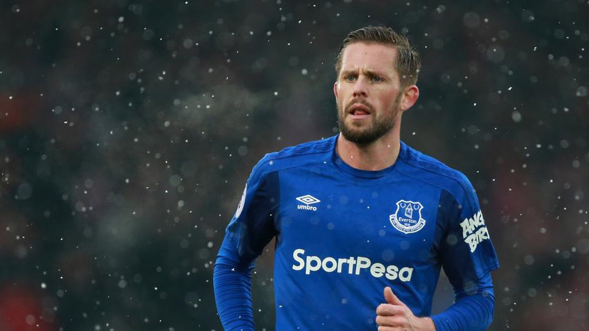 世界羽毛球巡回赛多场比赛打满三局，竞争激烈，世界羽毛球巡回赛中国缺席