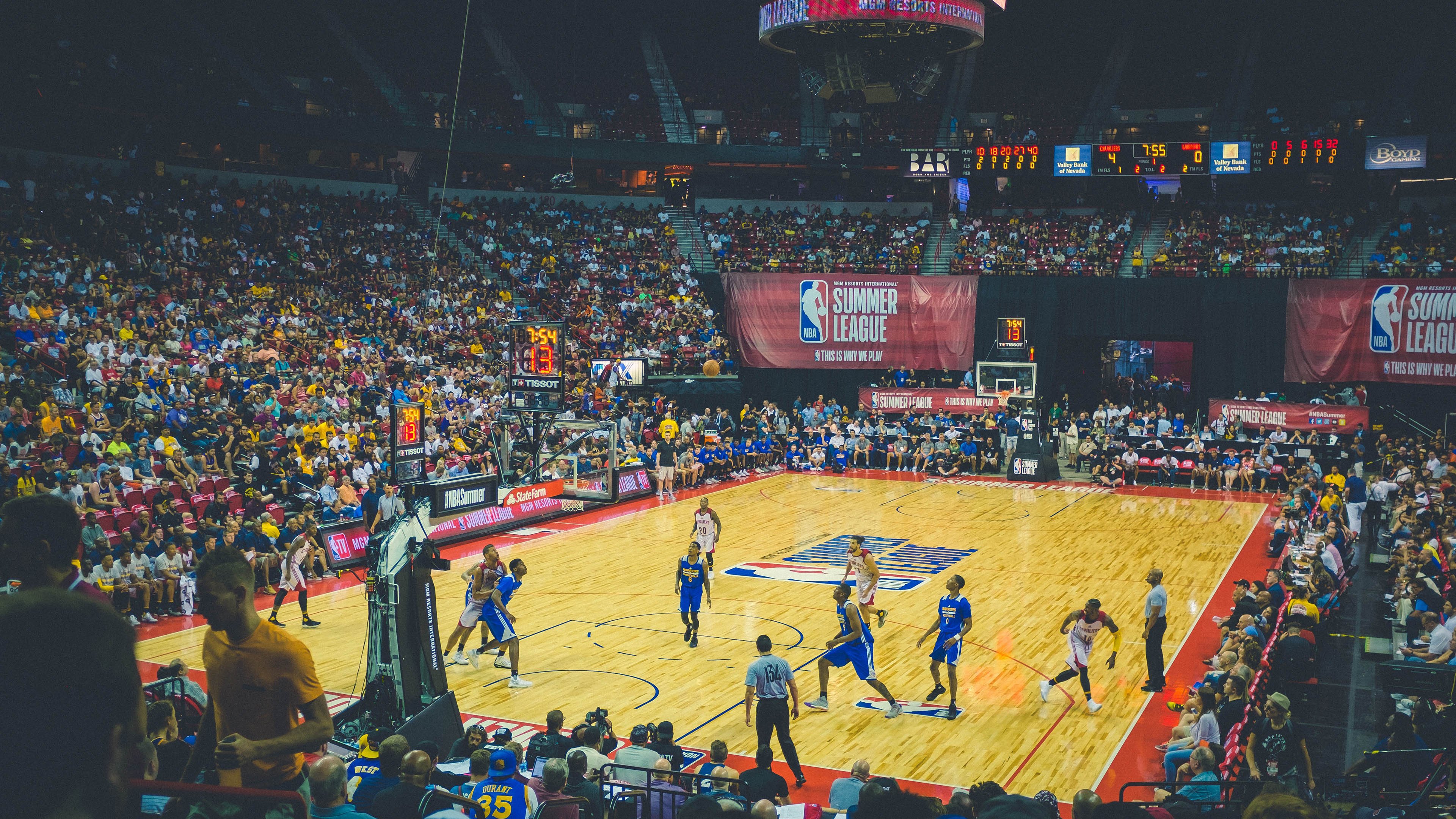 世界铁人三项赛程再升级 多项新设定提升赛事观赏性，世界铁人三项锦标赛